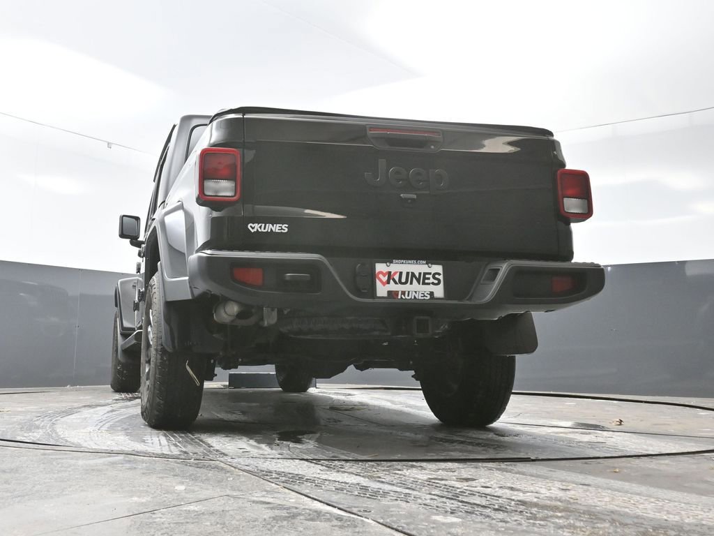 Used 2023 Jeep Gladiator Sport image 56