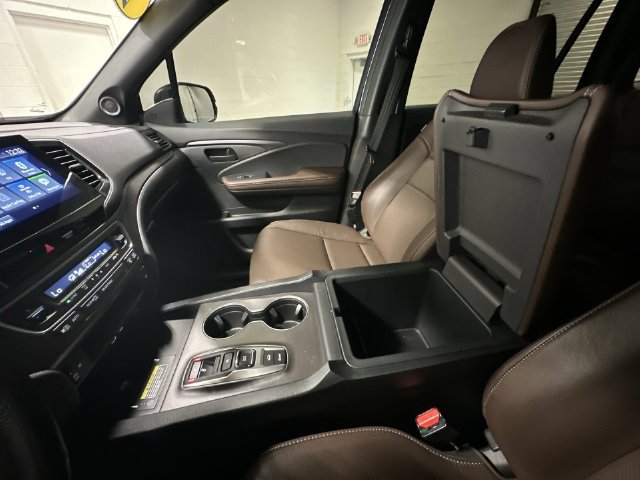 Used 2024 Honda Passport EX-L image 28