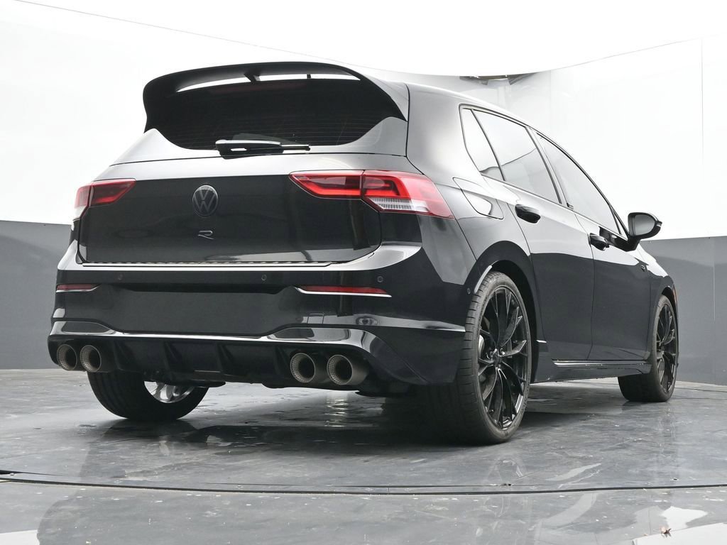 Used 2025 Volkswagen Golf R Black Edition image 50