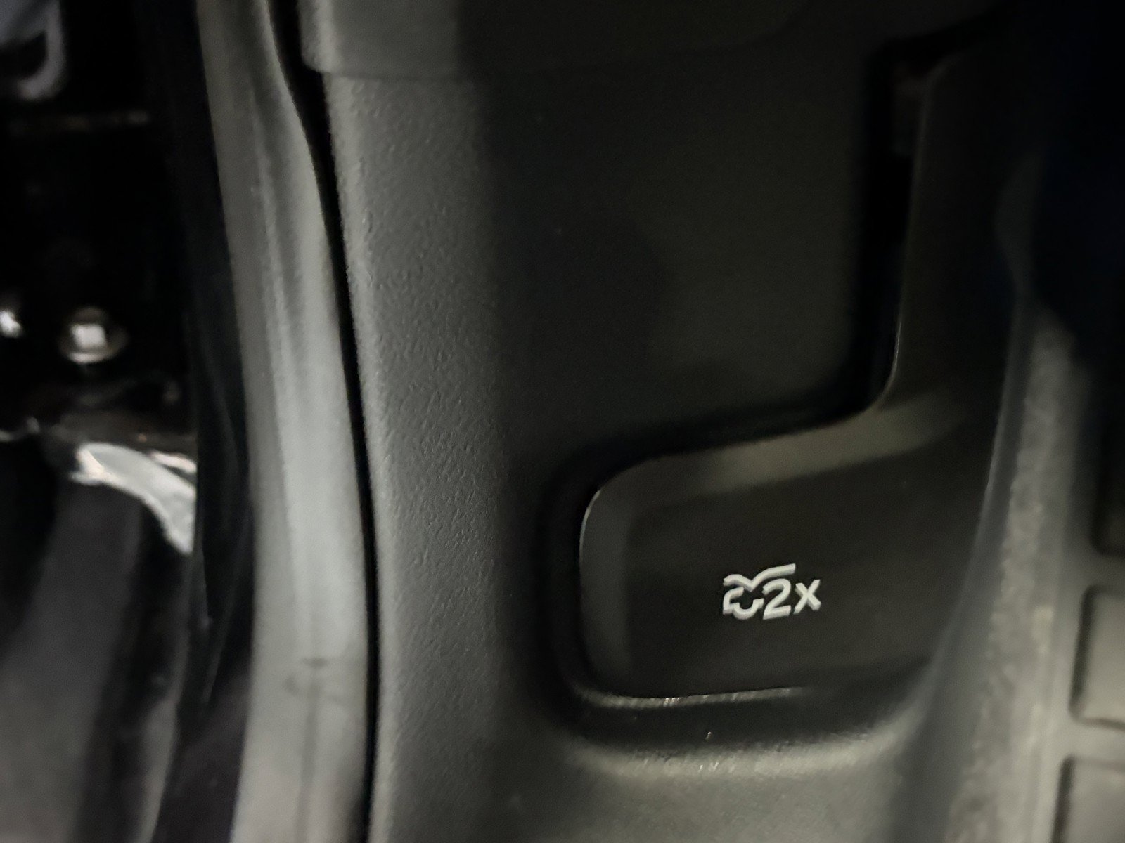 Used 2024 Ford Escape ST-Line Elite w/ Premium Technology Package AWD/4WD image 25