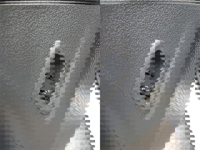 New 2026 Volkswagen Tiguan SEL R-Line image 17