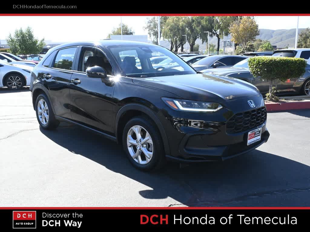 Certified 2025 Honda HR-V LX image 3
