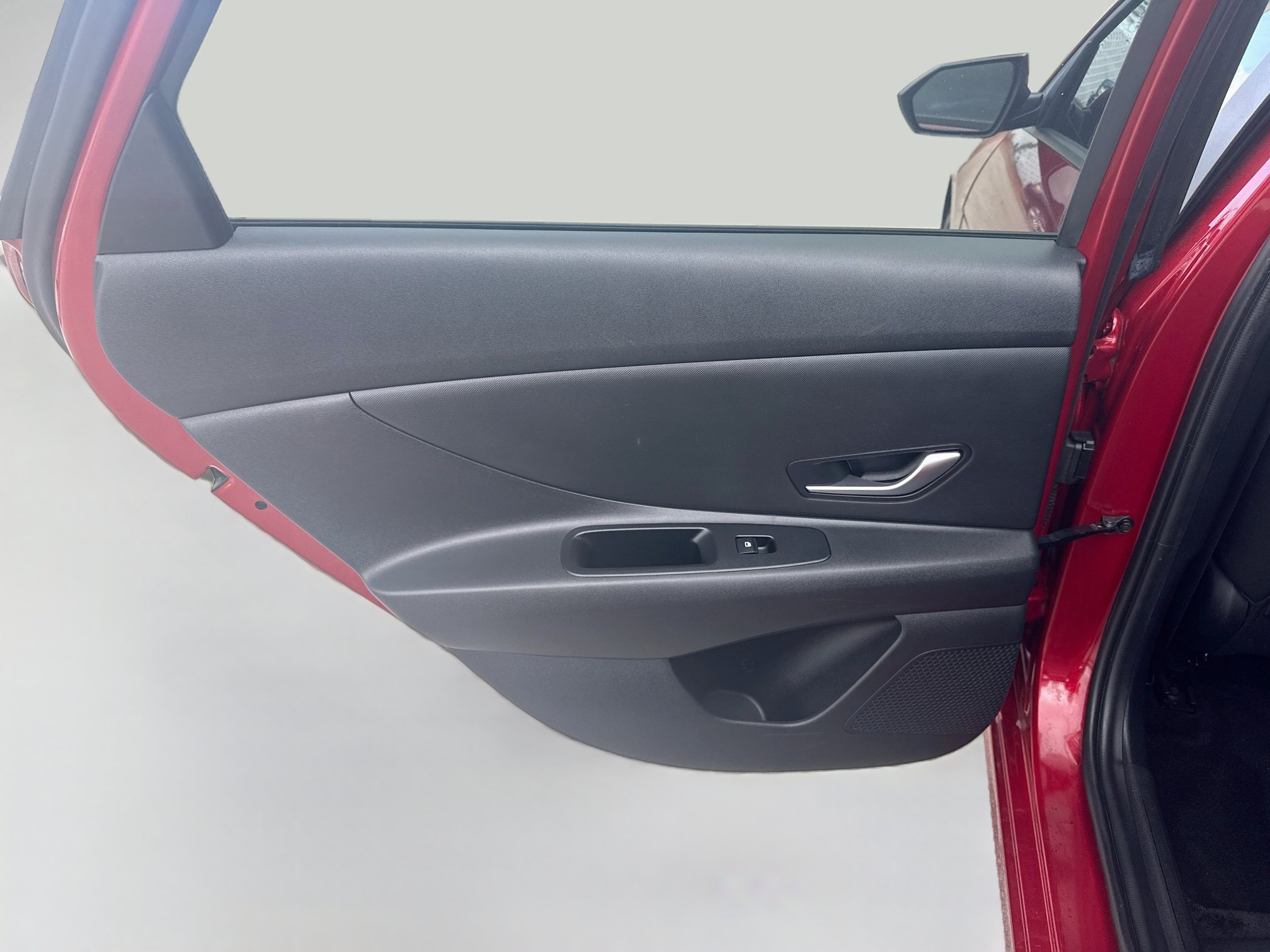 Used 2024 Hyundai Elantra SEL FWD image 22