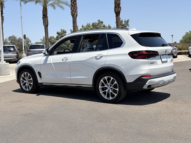 Certified 2024 BMW X5 xDrive40i w/ Premium Package AWD/4WD image 9