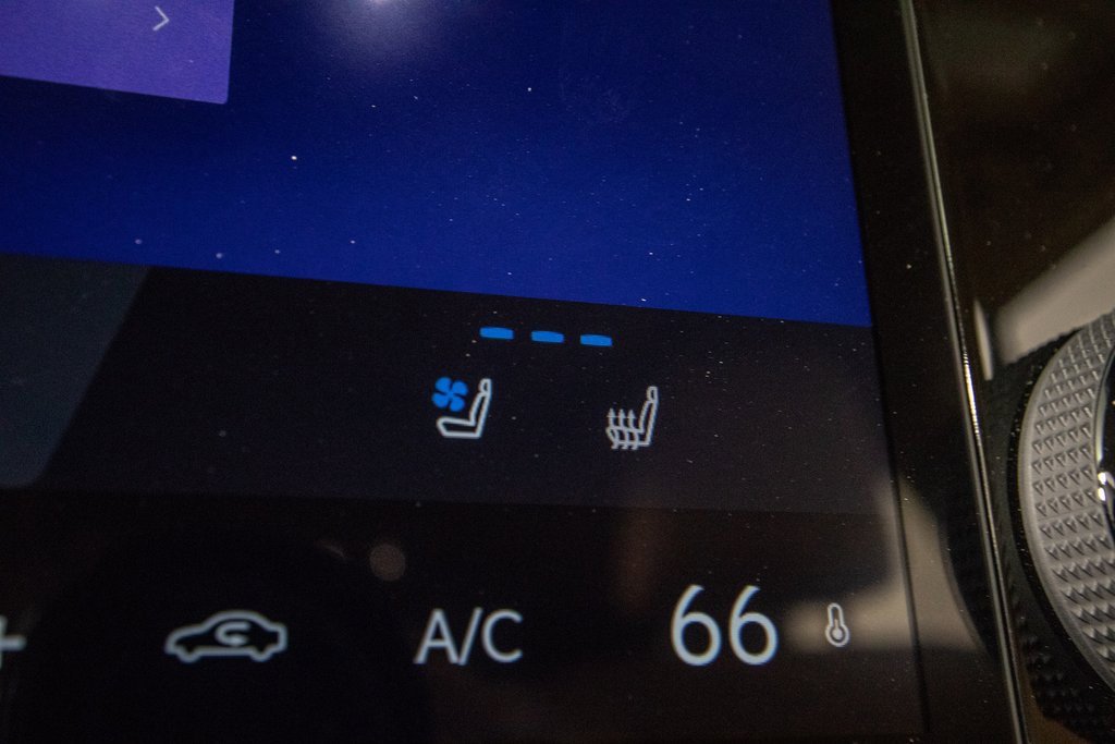 Used 2025 Lexus NX 250 FWD w/ Premium Package image 24