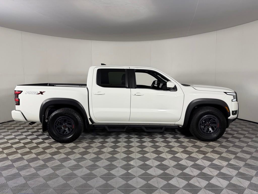 Used 2025 Nissan Frontier Pro-X w/ Pro Convenience Package RWD image 3