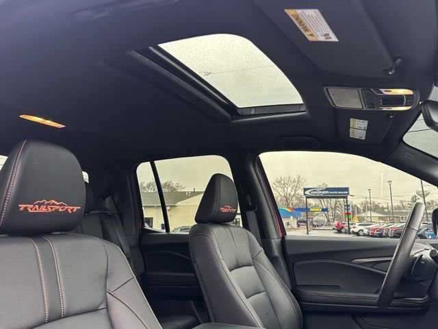 Used 2025 Honda Ridgeline TrailSport image 25