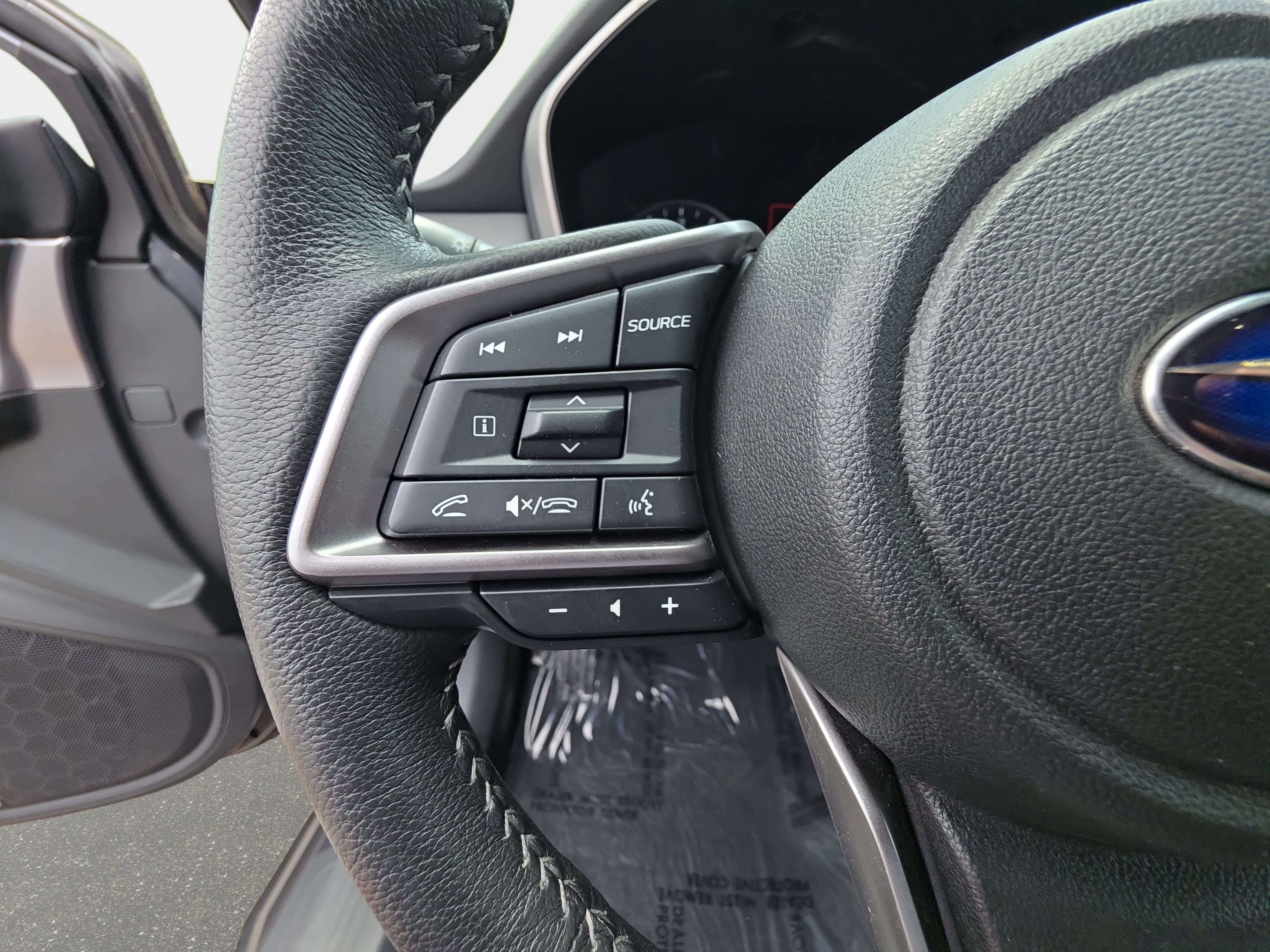 Used 2024 Subaru Outback Limited AWD/4WD image 17
