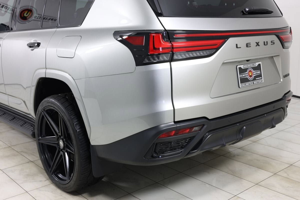 Used 2023 Lexus LX 600 F Sport w/ Accessory Package (Z1) AWD/4WD image 49