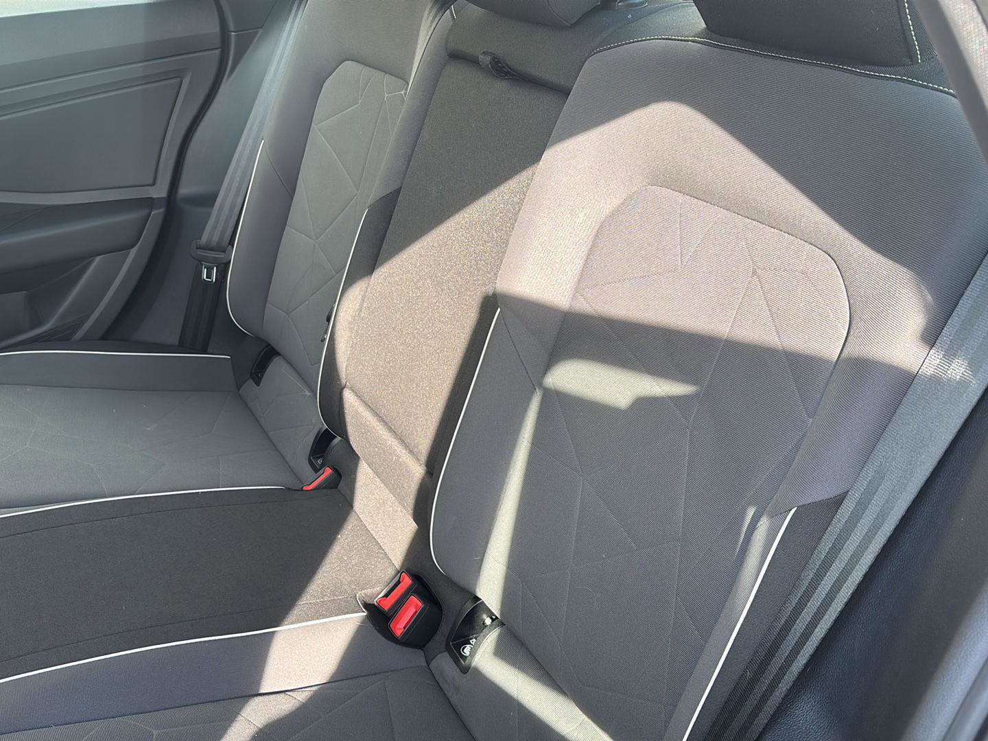 Used 2025 Volkswagen Jetta Sport image 29