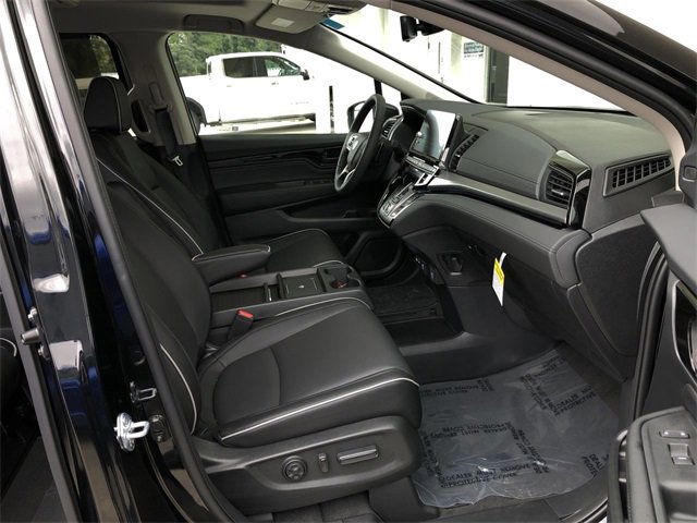 New 2026 Honda Odyssey Touring image 11