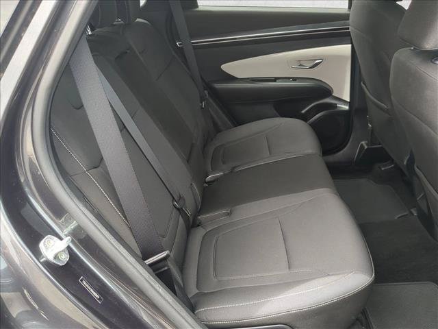 Used 2022 Hyundai Tucson SE FWD image 18