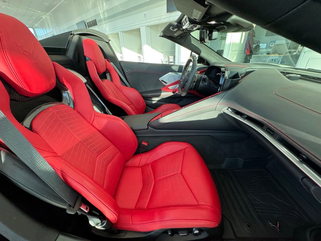 Used 2024 Chevrolet Corvette Stingray Preferred Conv w/ 2LT image 15