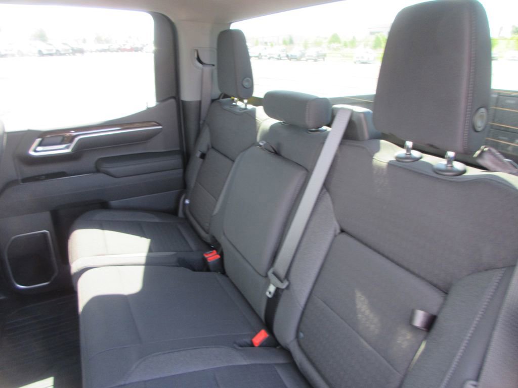 New 2026 GMC Sierra 1500 Elevation image 13