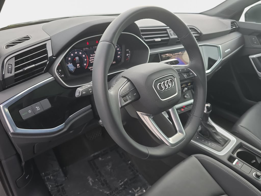 Certified 2023 Audi Q3 2.0T Premium AWD/4WD image 19