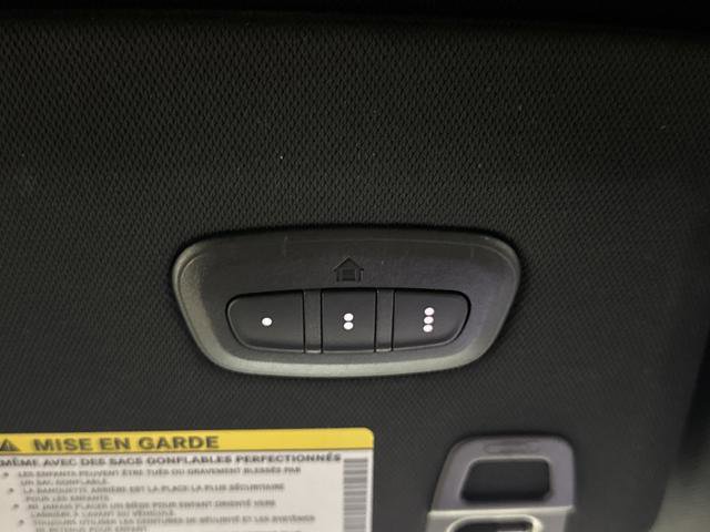 Used 2025 Jeep Grand Cherokee L Limited w/ Black Appearance Package image 27