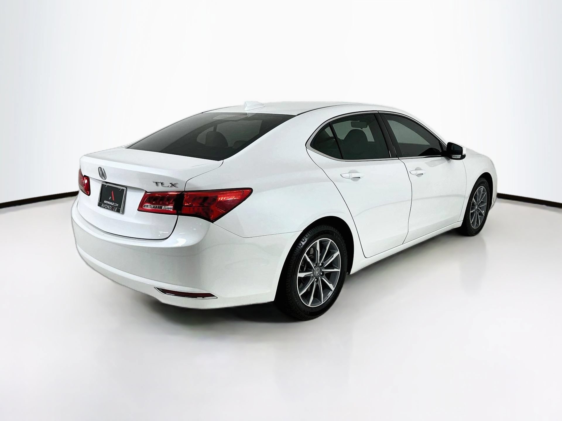 Used 2018 Acura TLX w/ Technology Package FWD image 8