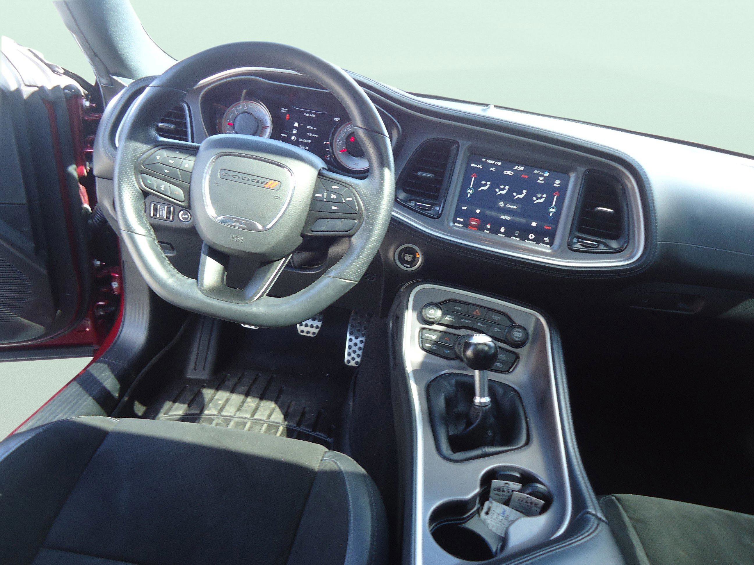 Used 2022 Dodge Challenger R/T Scat Pack RWD image 12