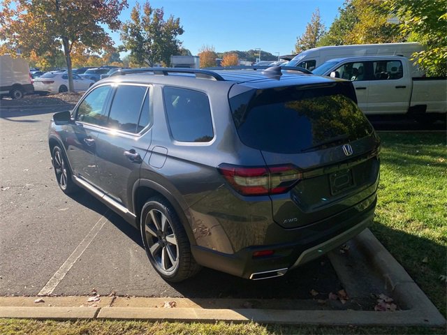 Used 2025 Honda Pilot Elite image 31