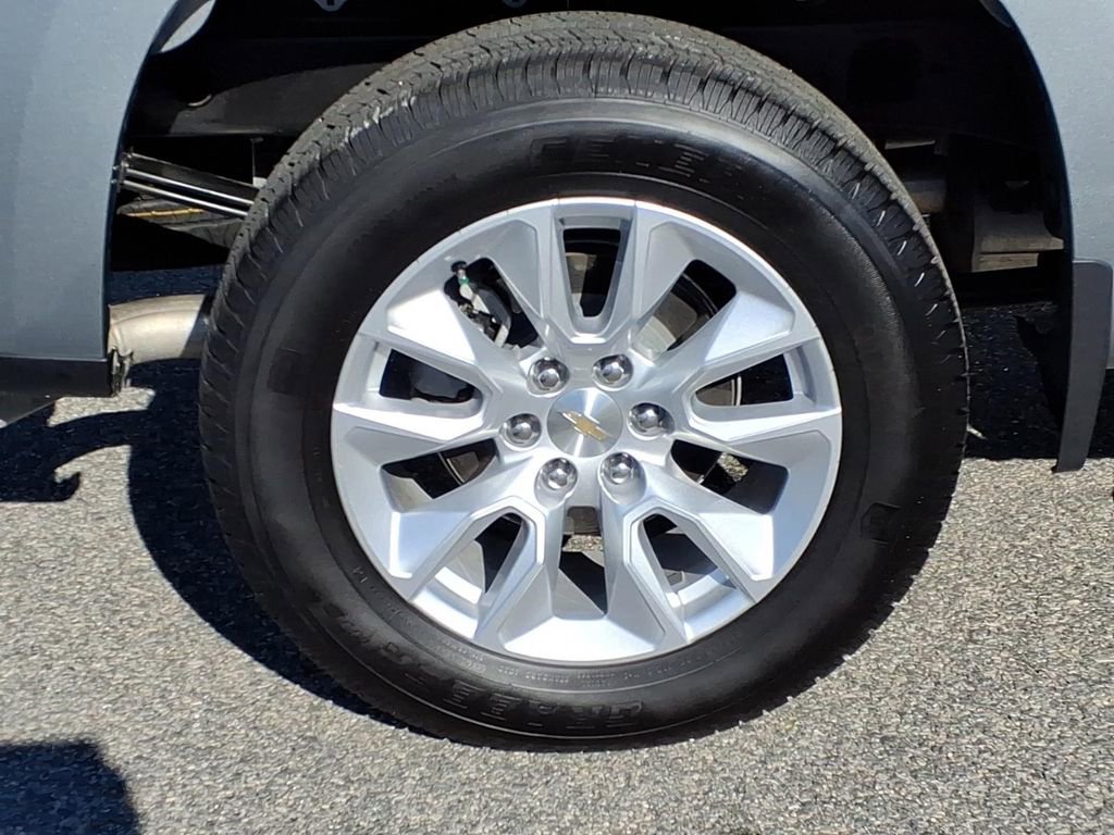 Used 2026 Chevrolet Silverado 1500 Custom image 8