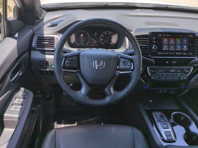 Used 2024 Honda Ridgeline Black Edition image 14
