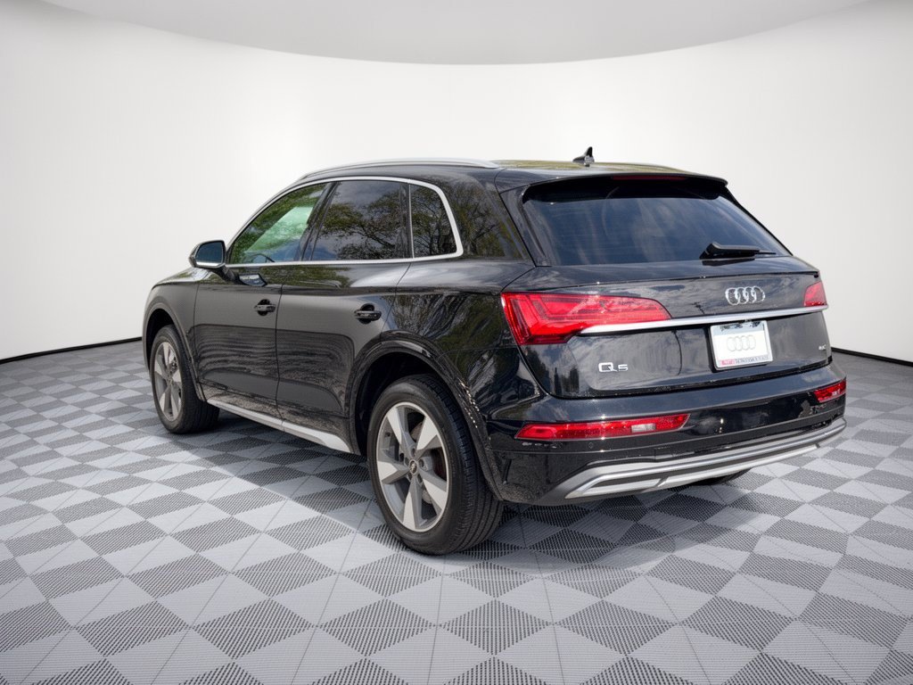 Used 2023 Audi Q5 2.0T Premium Plus w/ Premium Plus Package AWD/4WD image 3