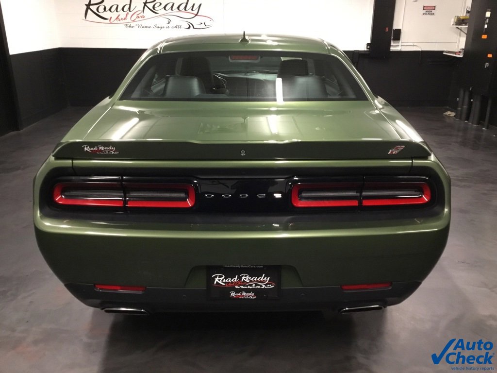 Used 2018 Dodge Challenger GT image 9