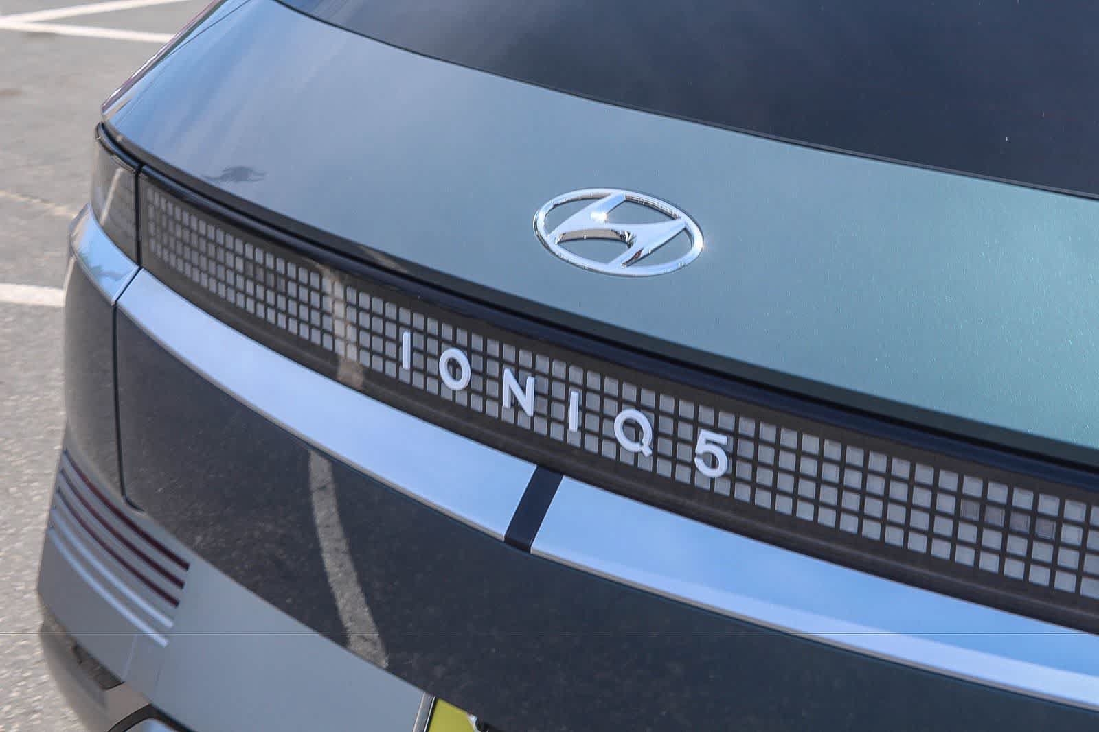 Certified 2023 Hyundai Ioniq 5 Limited RWD image 9