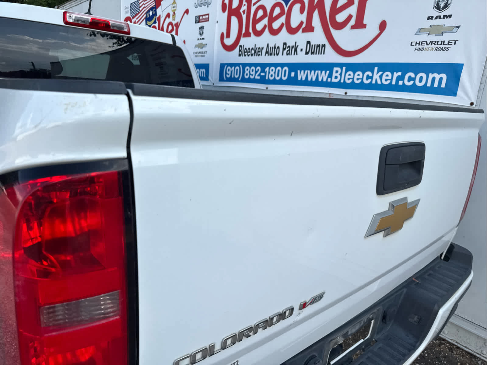 Used 2017 Chevrolet Colorado W/T w/ WT Convenience Package RWD image 18