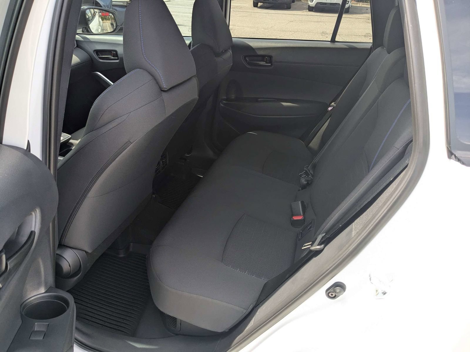 Used 2026 Toyota Corolla Cross AWD Hybrid w/ Moonroof Package image 14