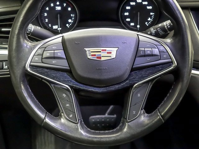 Used 2020 Cadillac XT5 Premium Luxury image 15