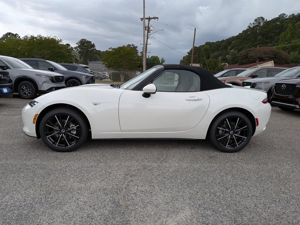 New 2026 MAZDA MX-5 Miata Grand Touring RWD image 7