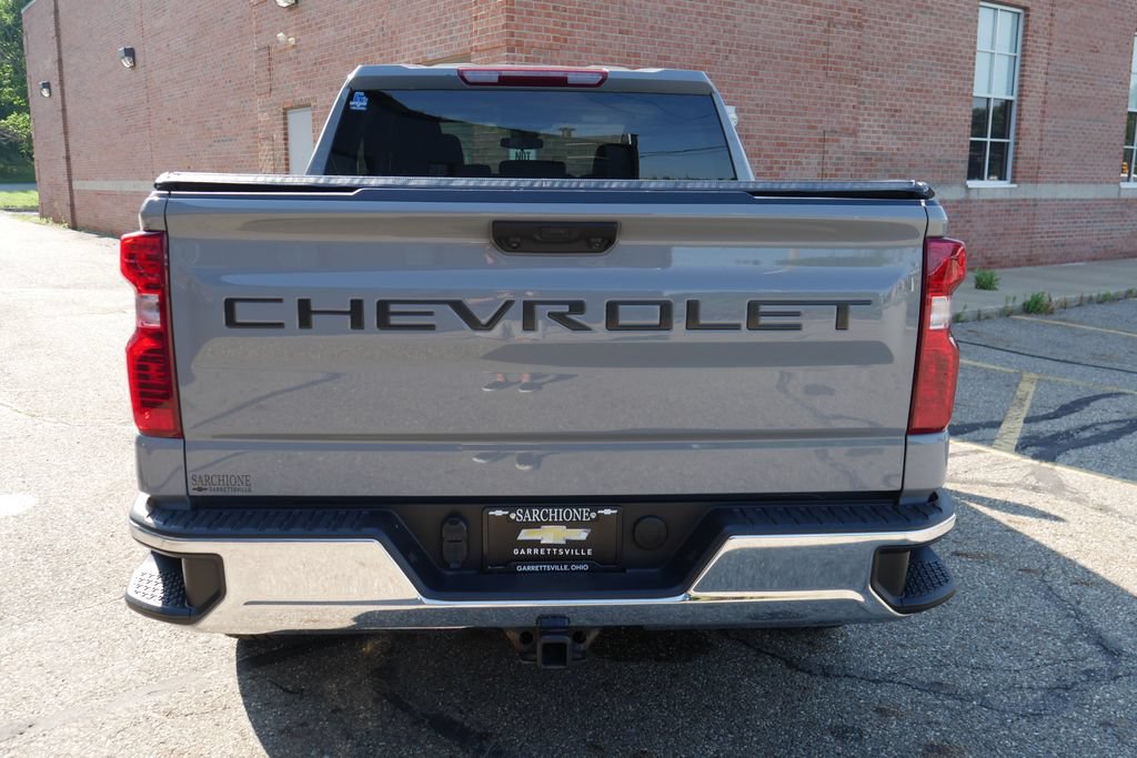 Used 2024 Chevrolet Silverado 1500 LT AWD/4WD image 8