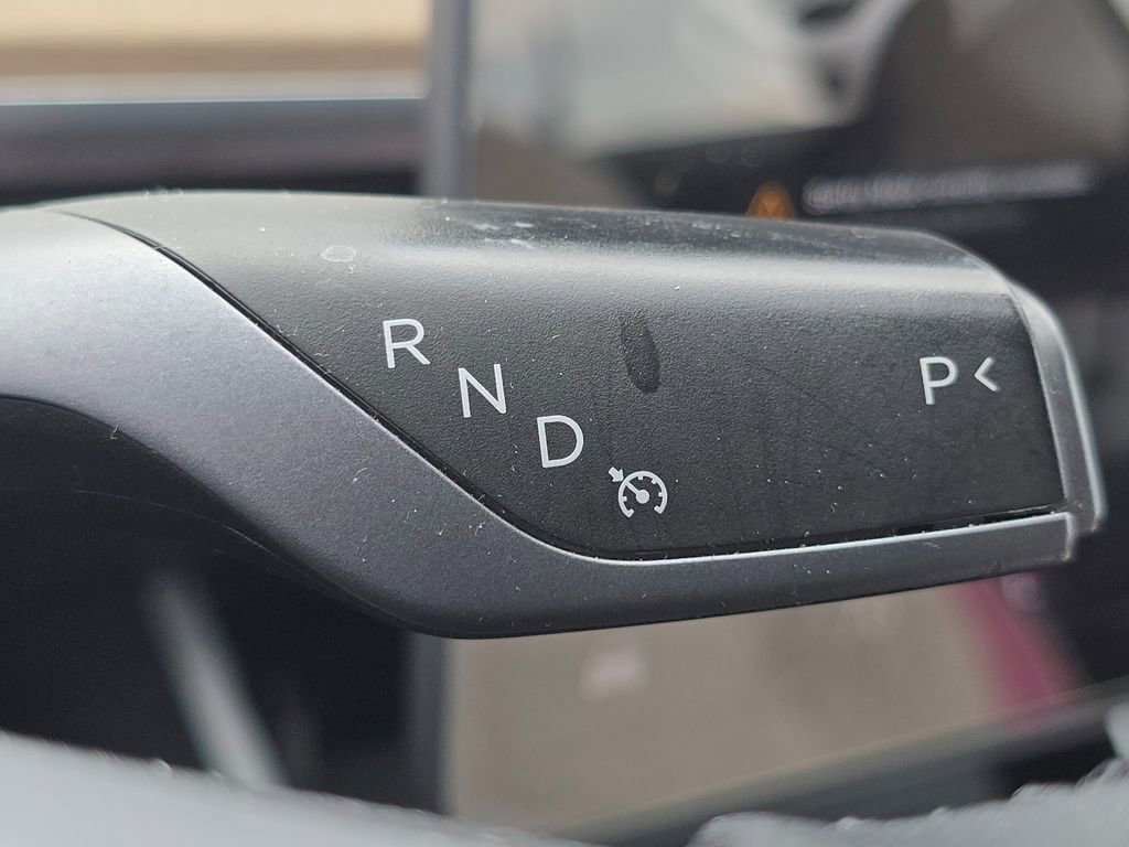 Used 2020 Tesla Model 3 Standard Range Plus image 29