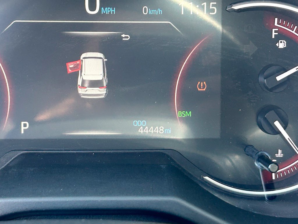 Used 2025 Toyota RAV4 XLE AWD/4WD image 21