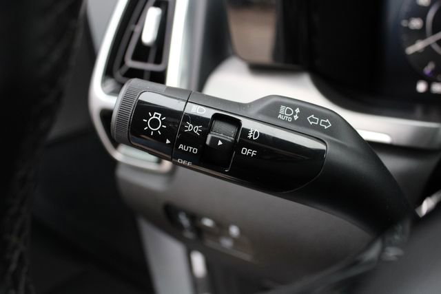 Used 2023 Kia Sorento SX image 12