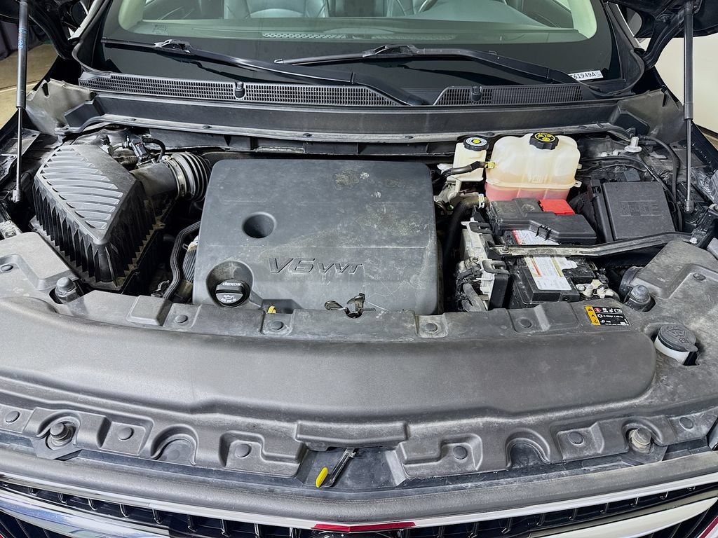 Used 2019 Buick Enclave Premium w/ Experience Buick Package FWD image 31