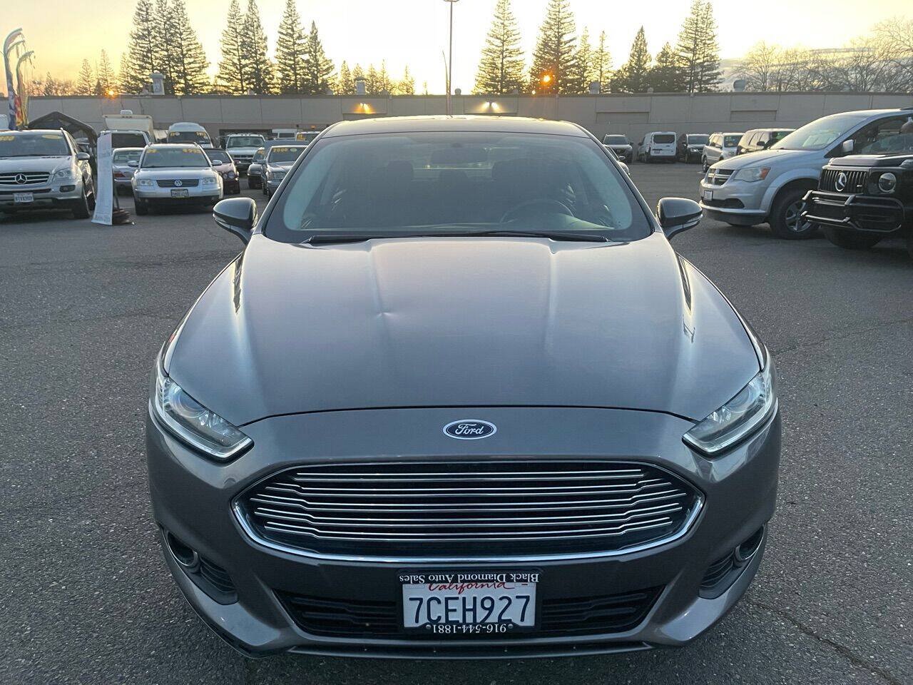 Used 2014 Ford Fusion SE FWD image 6