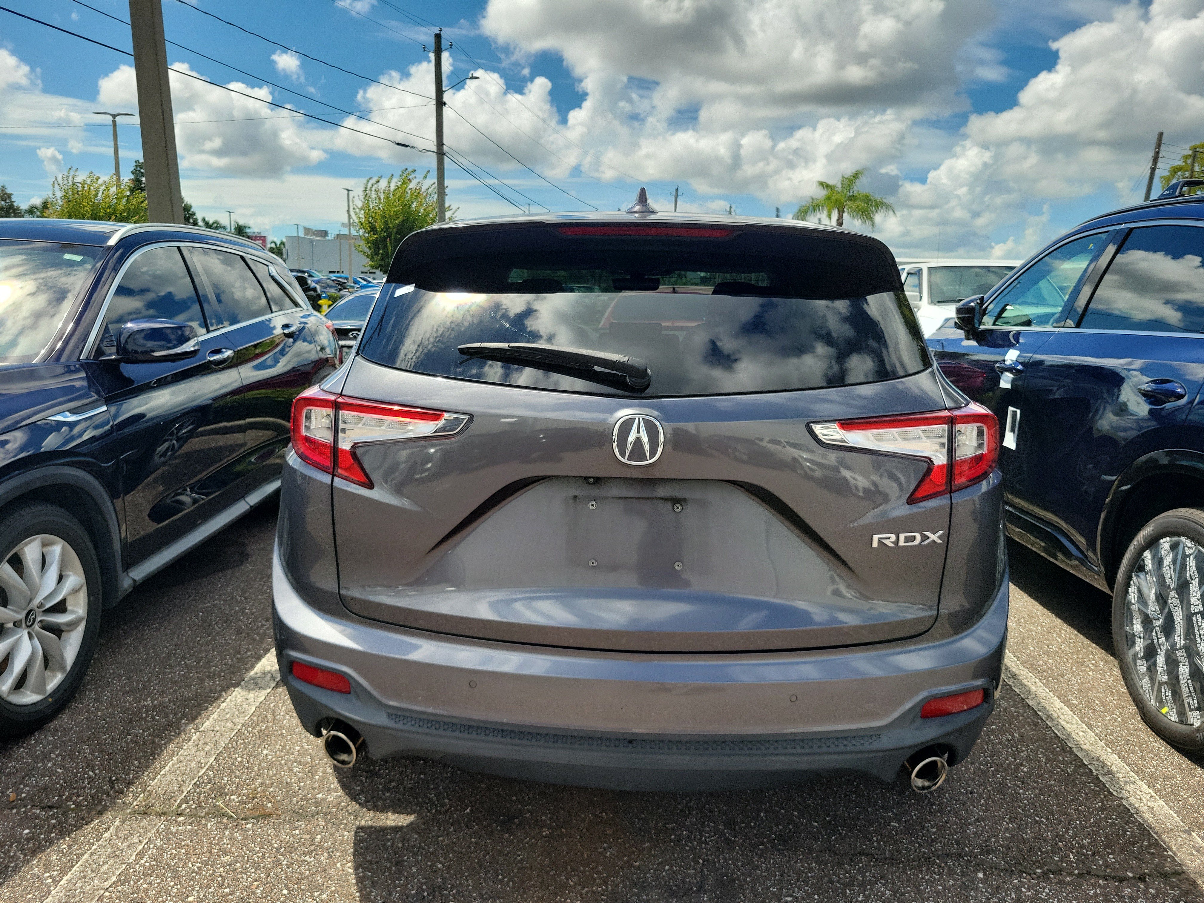 Used 2019 Acura RDX w/ Technology Package FWD image 4