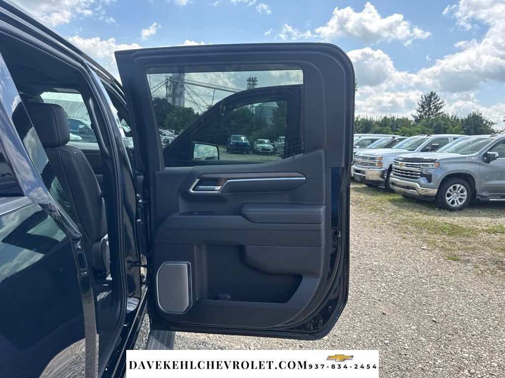 Used 2026 Chevrolet Silverado 1500 High Country w/ Midnight Edition AWD/4WD image 31