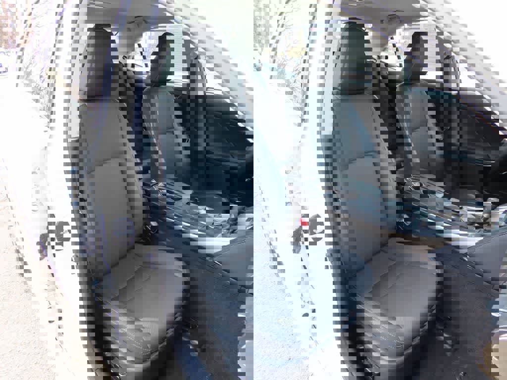 Used 2019 Lexus IS 300 image 15