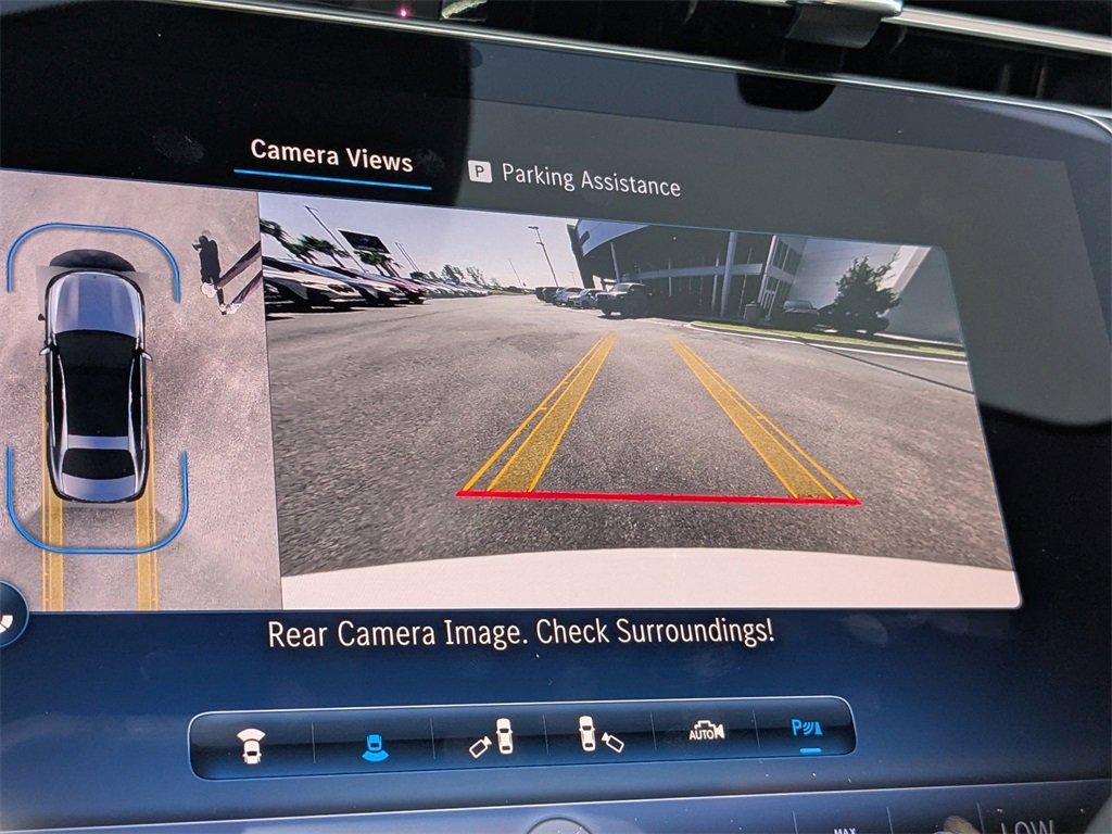 Used 2024 Mercedes-Benz E 350 4MATIC Sedan image 17