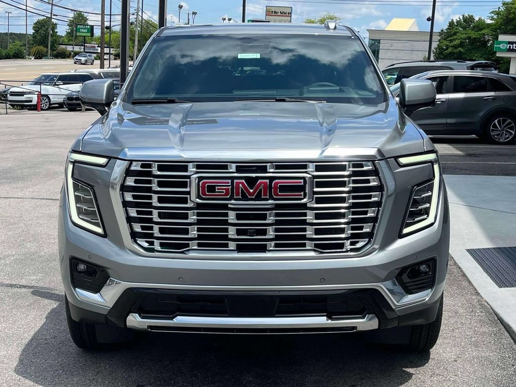 New 2026 GMC Yukon XL Denali w/ Sun & Power Step Package AWD/4WD image 8
