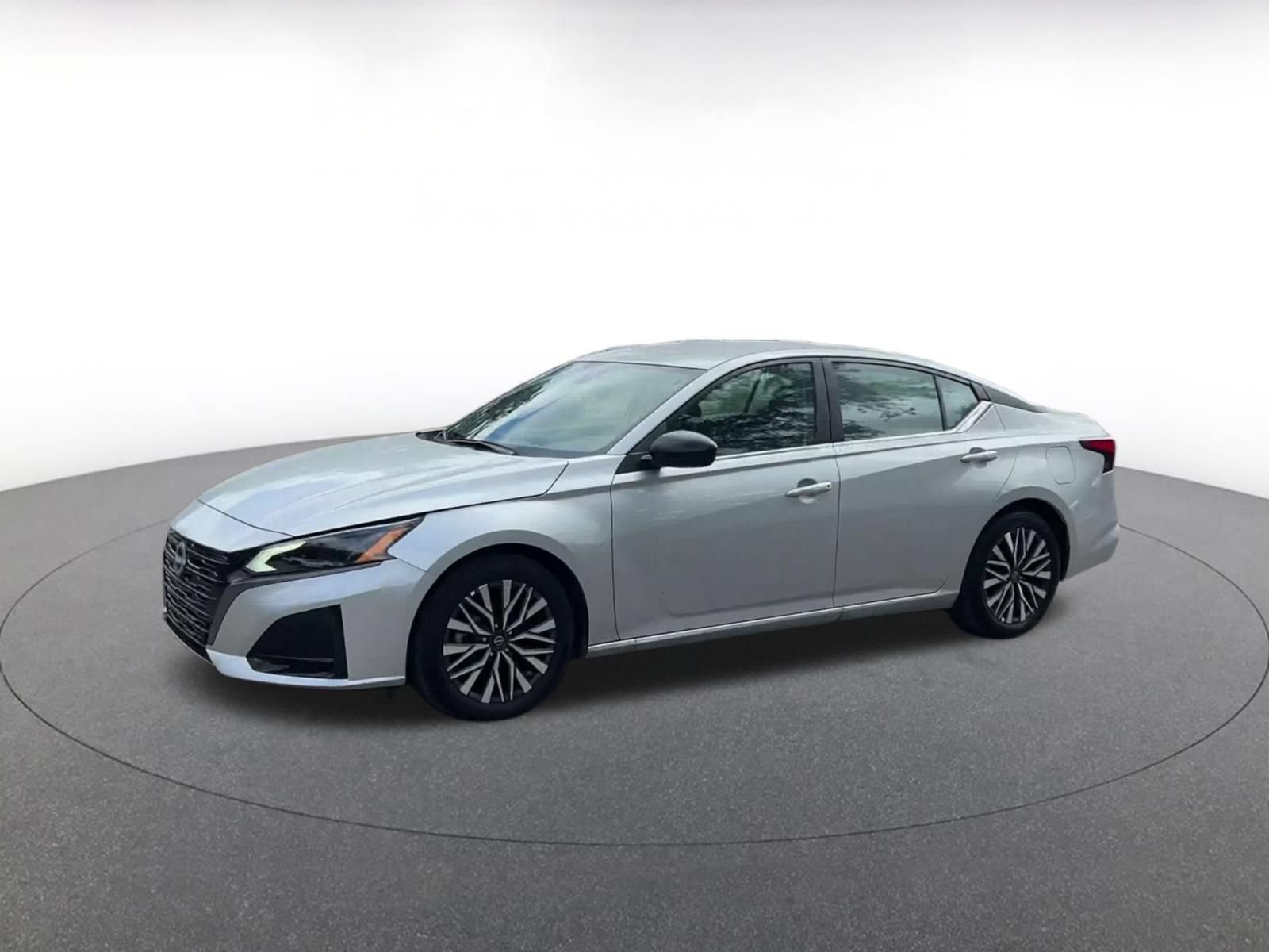 Used 2026 Nissan Altima 2.5 SV FWD image 7