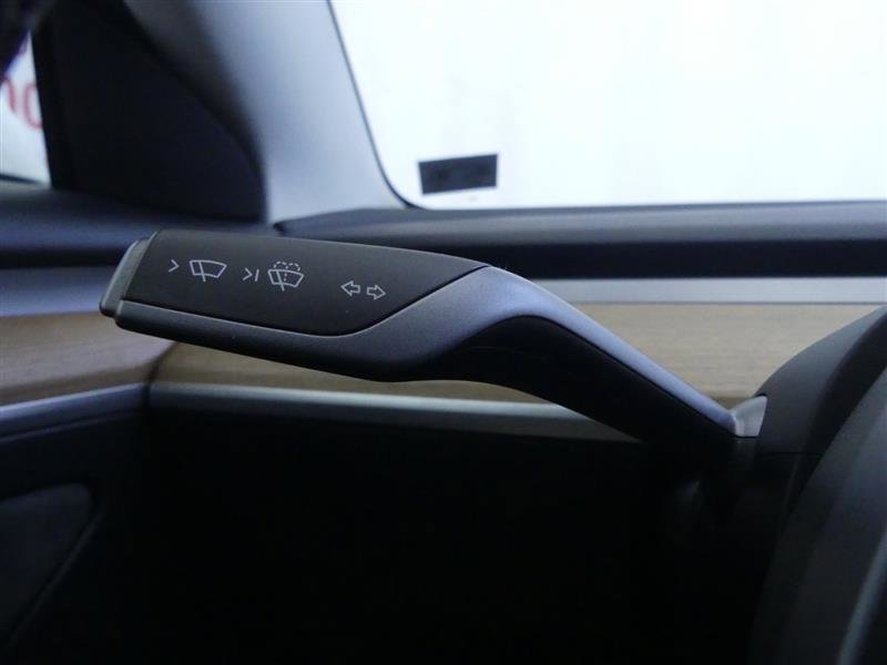 Used 2023 Tesla Model 3 Standard Range RWD image 19