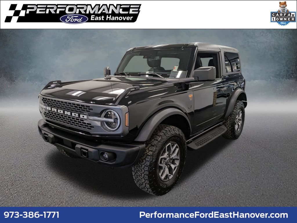 Certified 2025 Ford Bronco Badlands AWD/4WD image 1