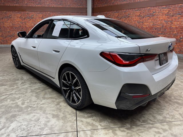 Certified 2022 BMW i4 eDrive40 w/ M Sport Package image 3