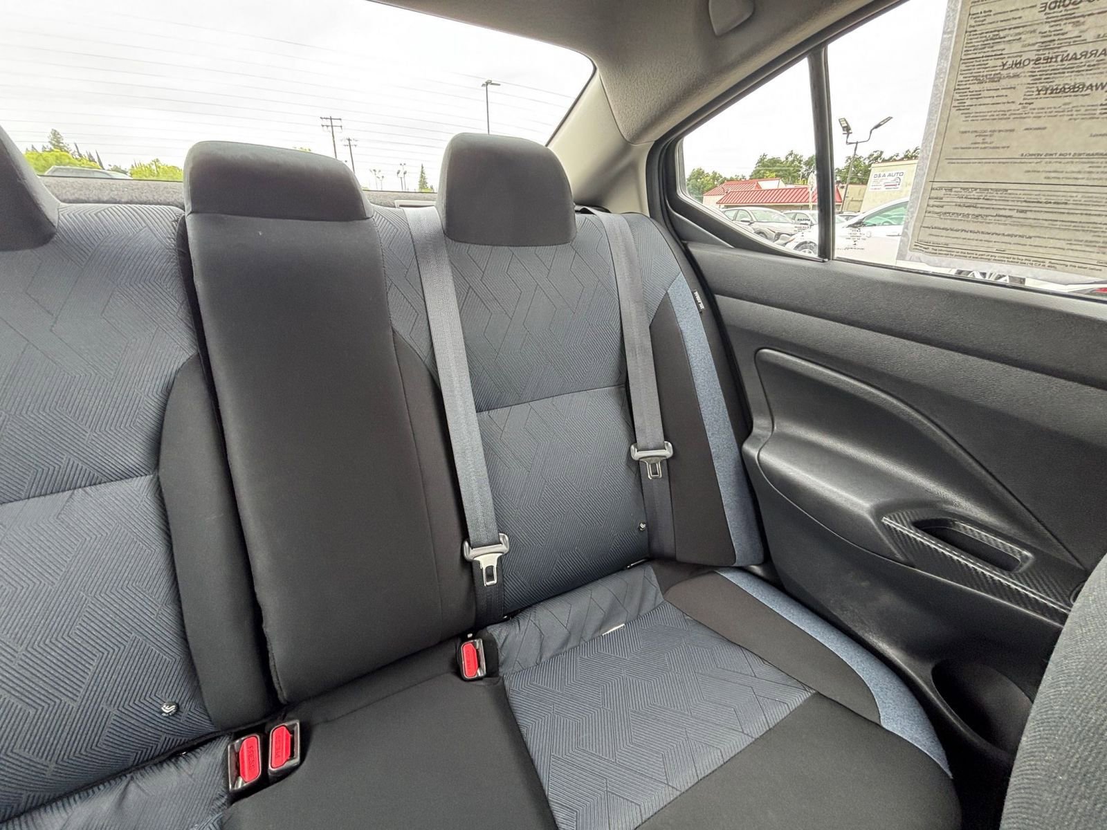 Used 2025 Nissan Versa SV image 35