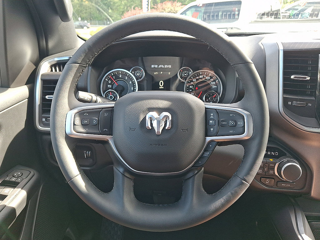 Used 2025 RAM 1500 Big Horn AWD/4WD image 10