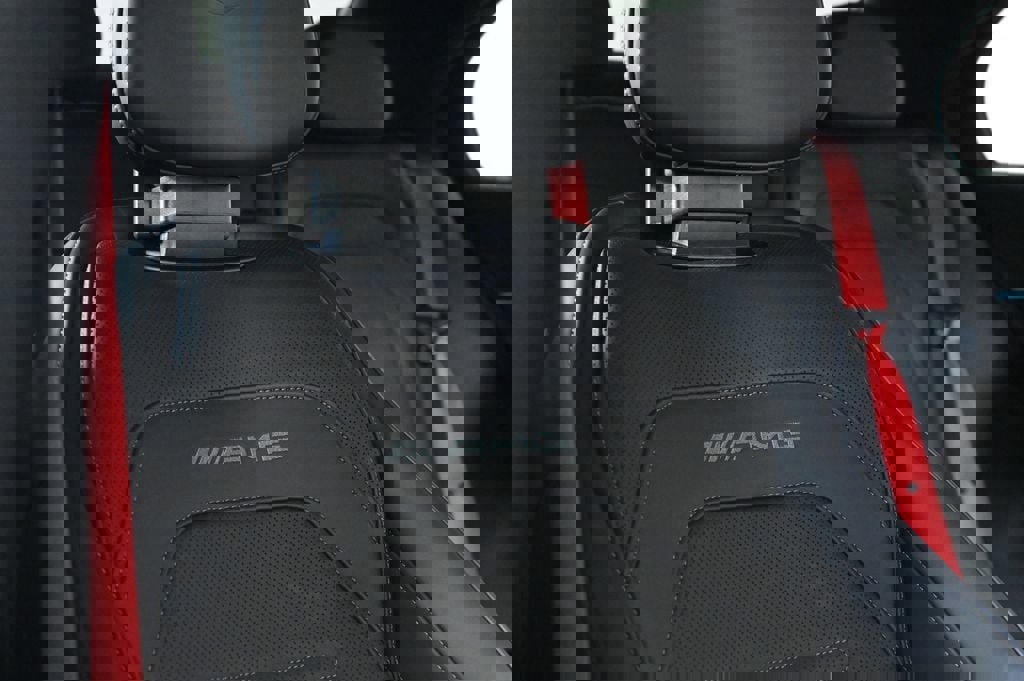 Used 2025 Mercedes-Benz E 53 AMG e 4MATIC Sedan image 19